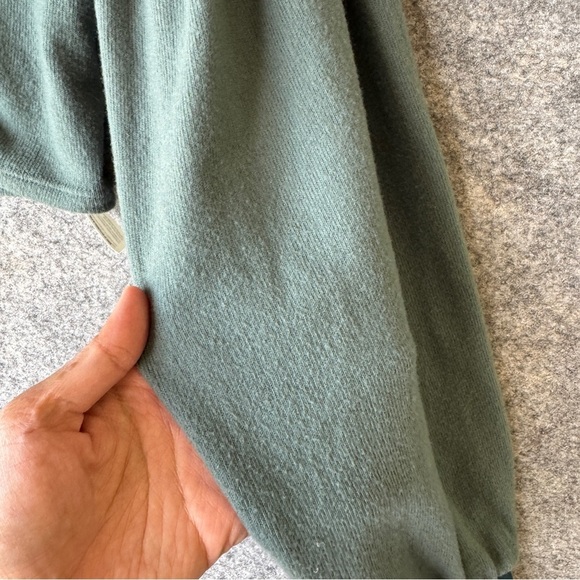 Intimately Free People Green Puff Sleeve Modal Ruched Front Crop Top Size XS - Picture 11 of 16